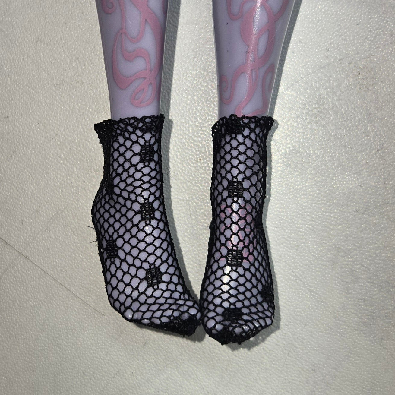 Polka Dot Ankle-Length Mesh Socks