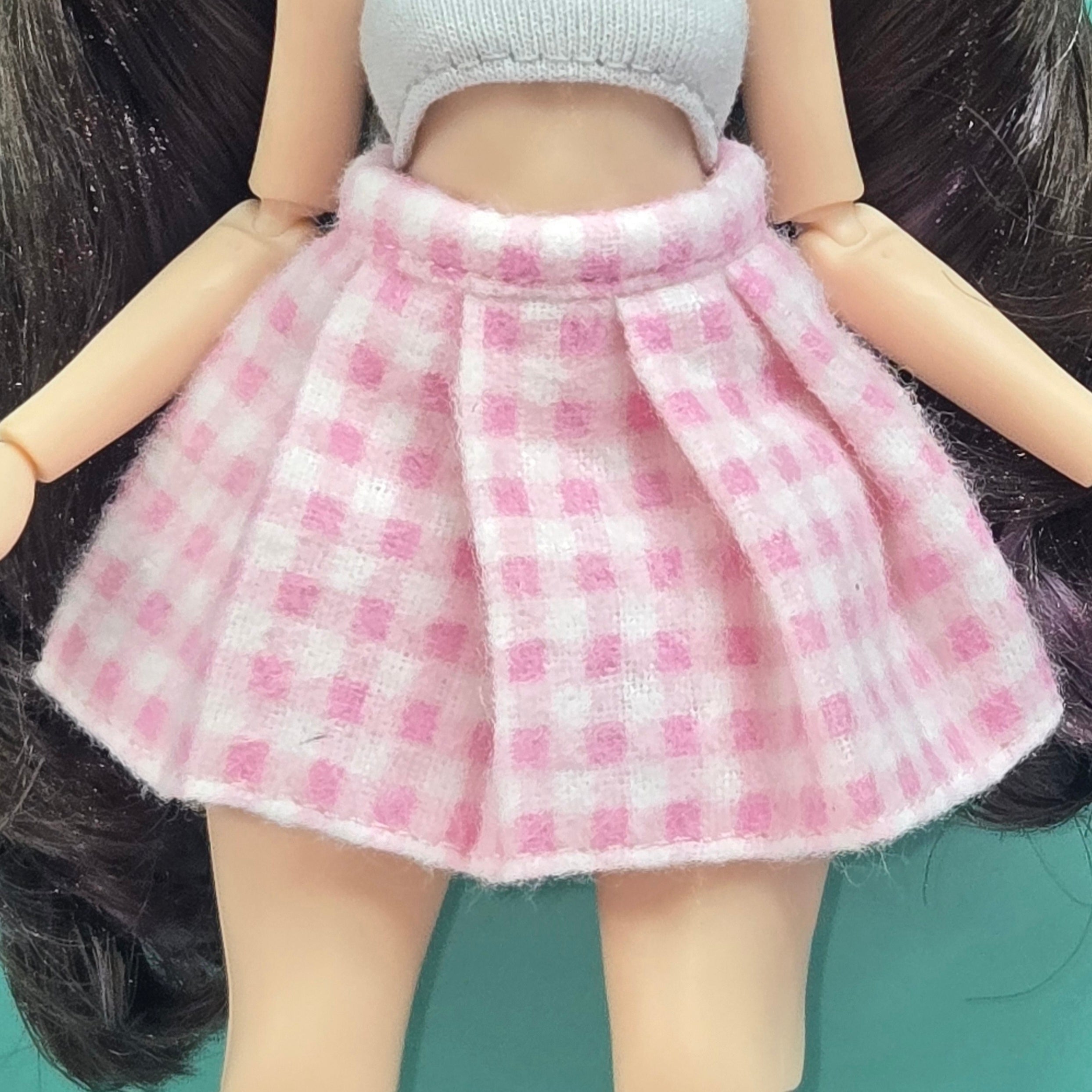 Hello K" Pleated Skirt