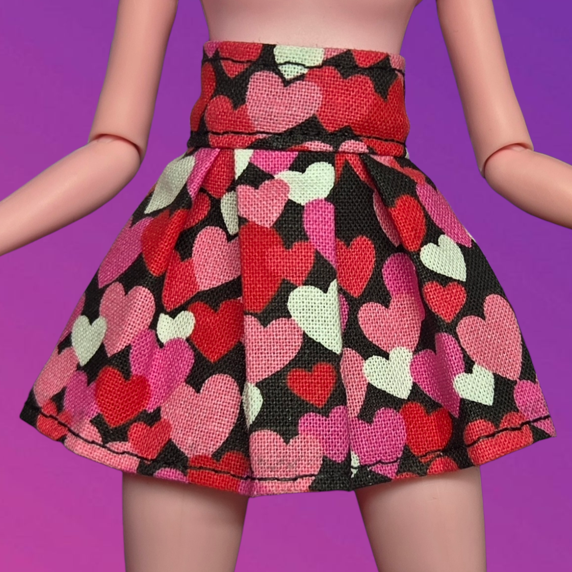"HeartThrob" Pleated Skirt
